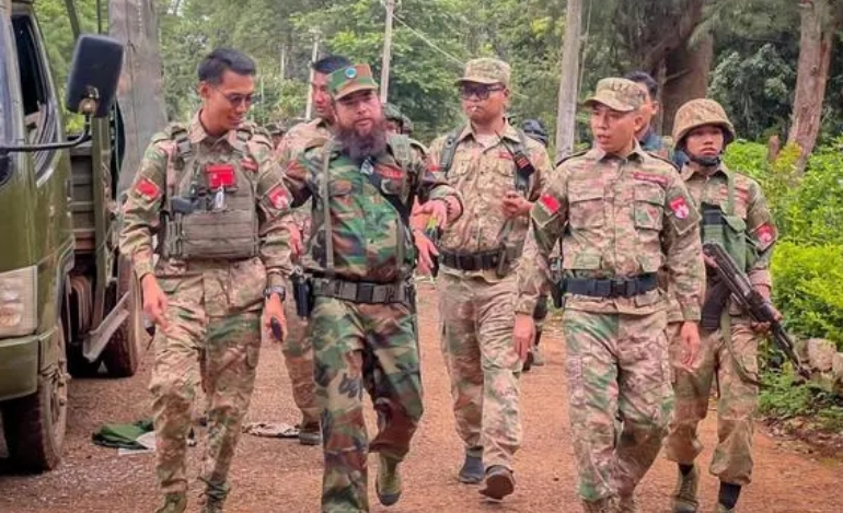 同盟軍無視中方停火要求，投靠新大哥，威脅切斷中緬貿(mào)易線